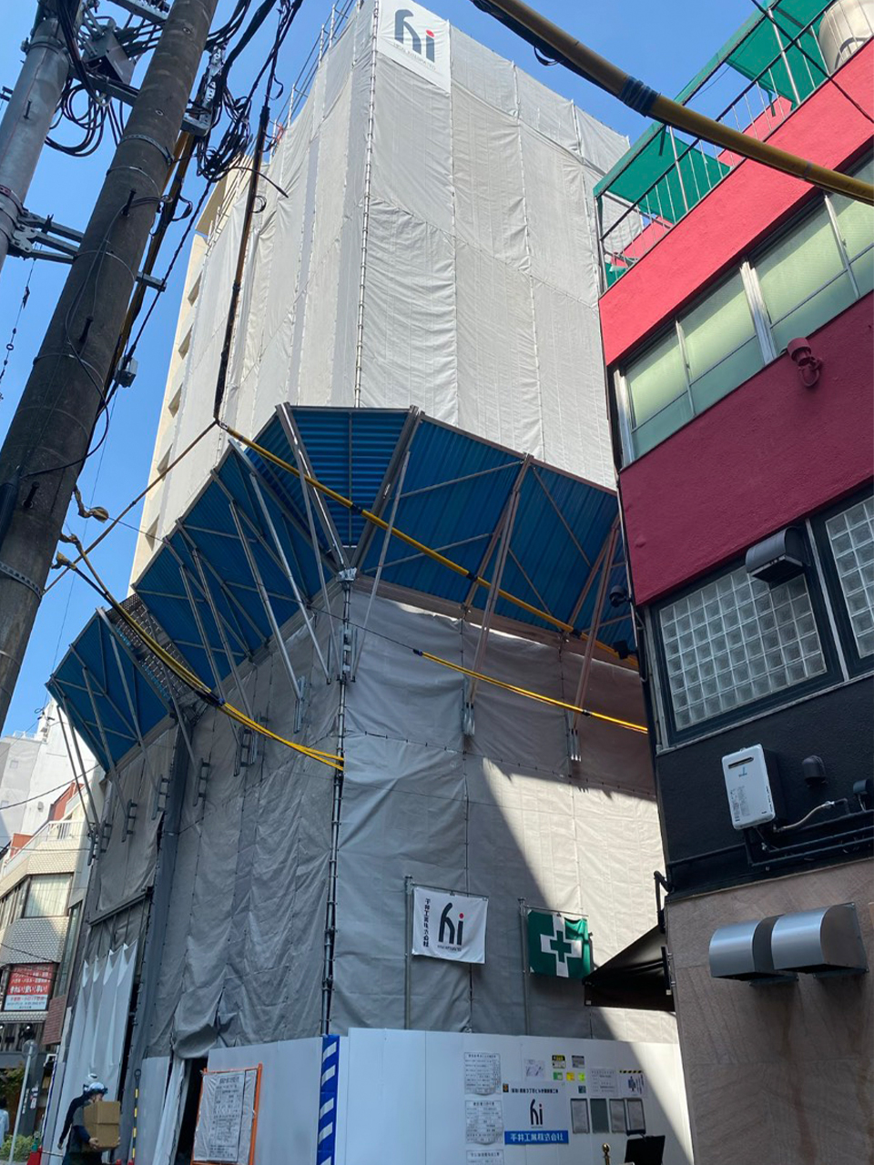 新築も改修も、現場条件に合わせた「使いやすい足場」